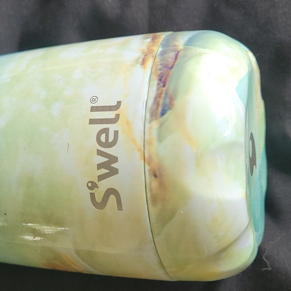 S'well green and yellow marbled hot and cold stainless steel water bottl… - Picture 2 of 15